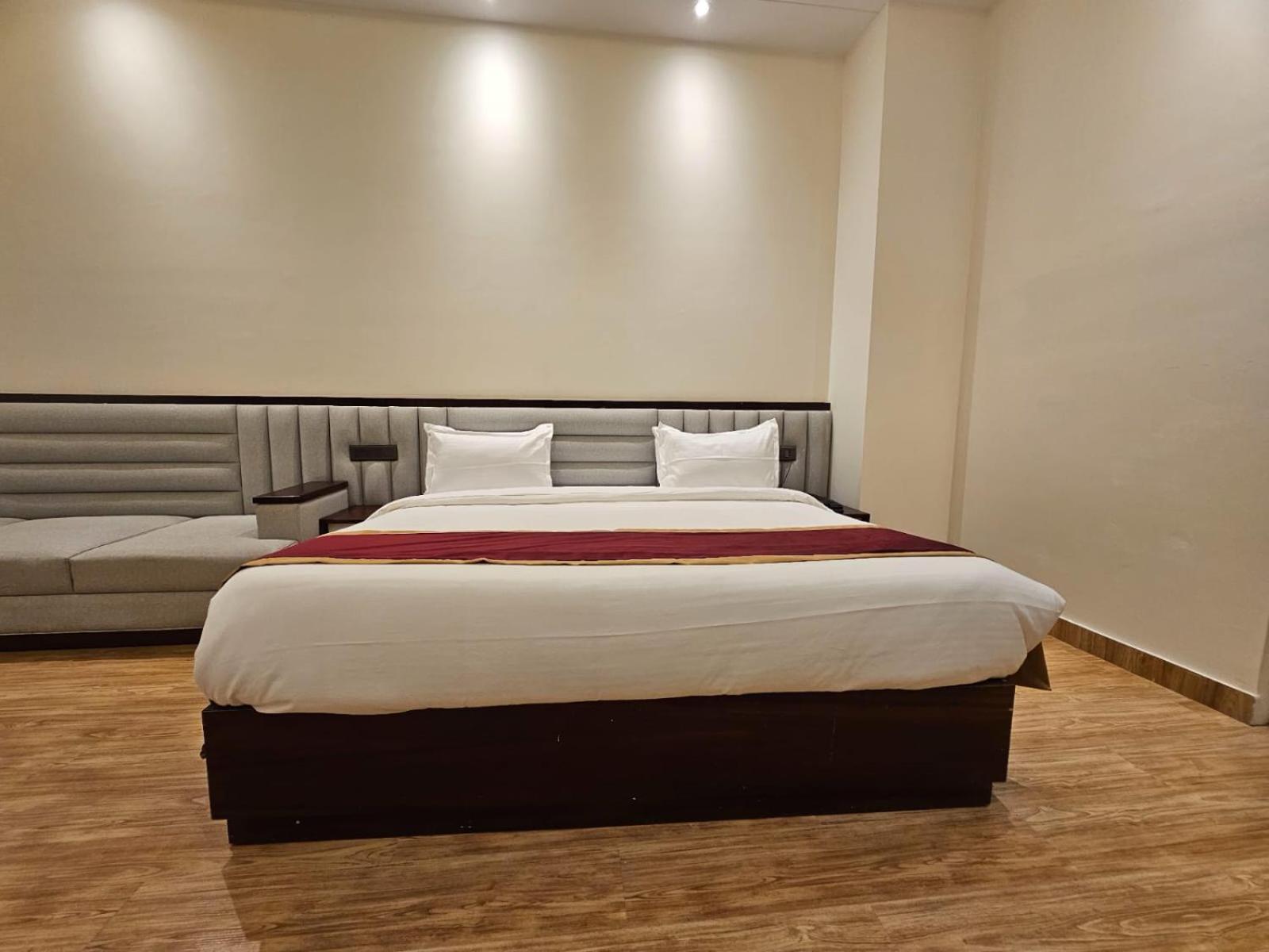 Hotel Elara Ντεχραντούν Εξωτερικό φωτογραφία